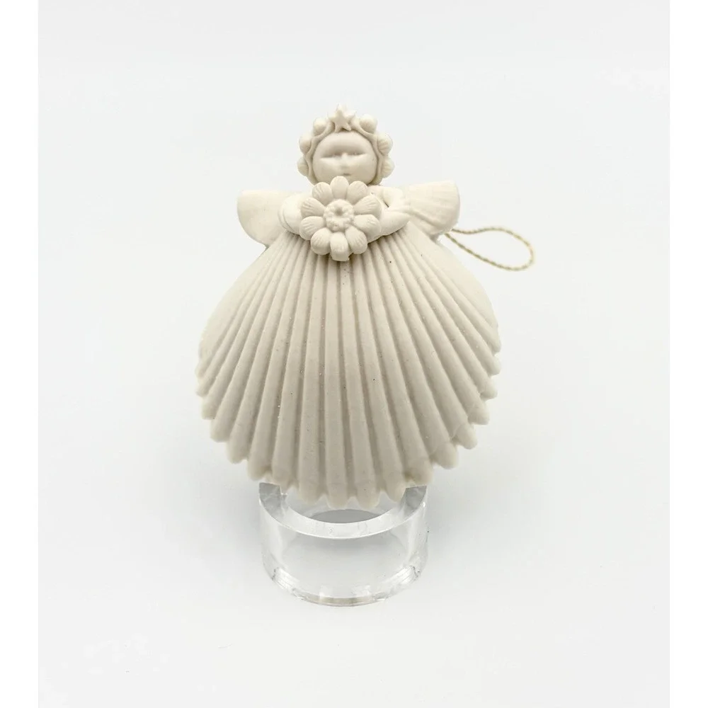 Vintage Margaret Furlong 1996 Daisy Angel Shell 2
